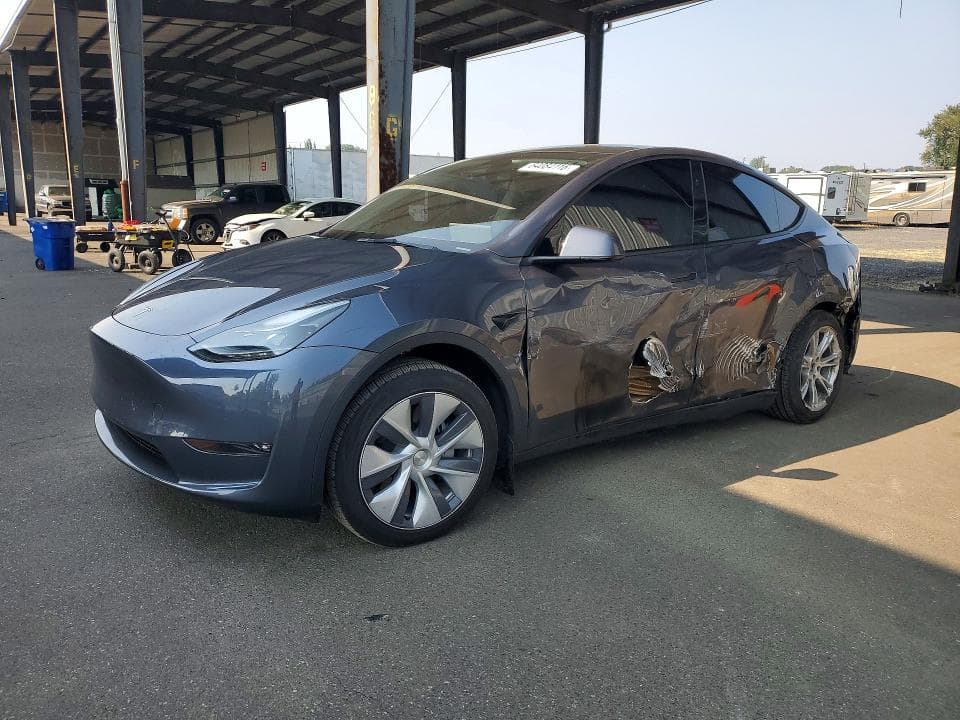 2023 TESLA MODEL Y