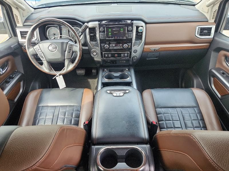 2019 NISSAN TITAN PLATINUM RESERVE 8