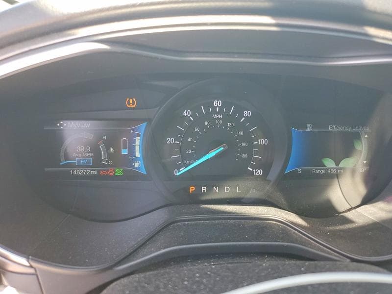 2019 FORD FUSION SEL 9
