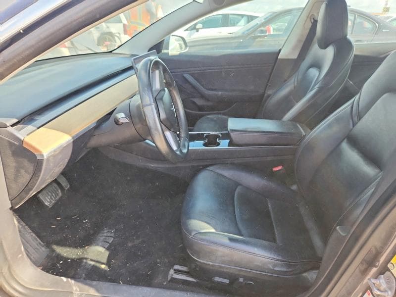 2018 TESLA MODEL 3 7