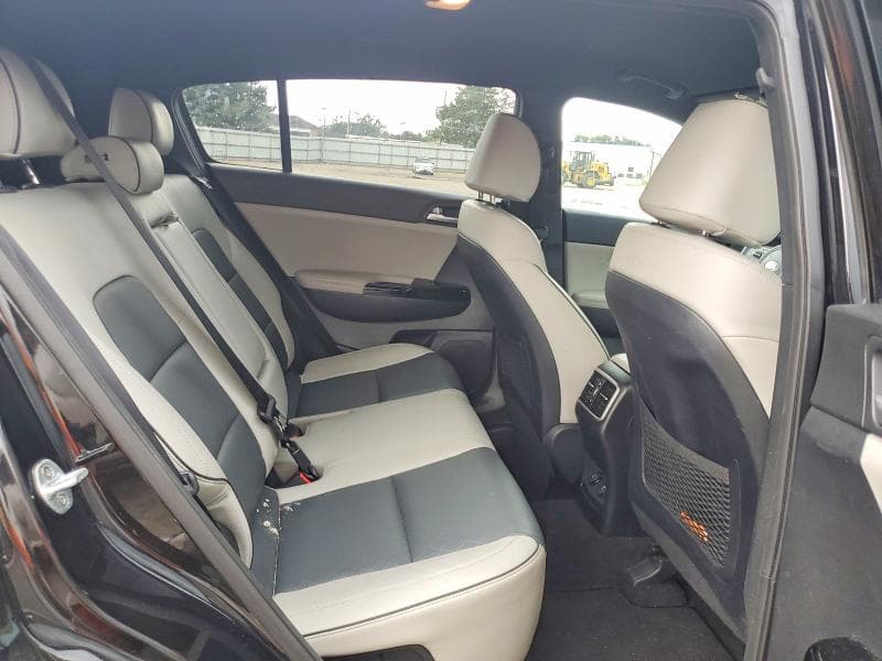 2018 KIA SPORTAGE EX 11