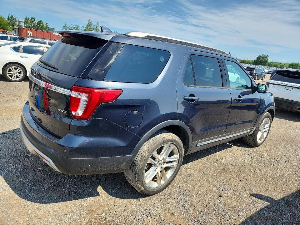 2017 FORD EXPLORER XLT 3
