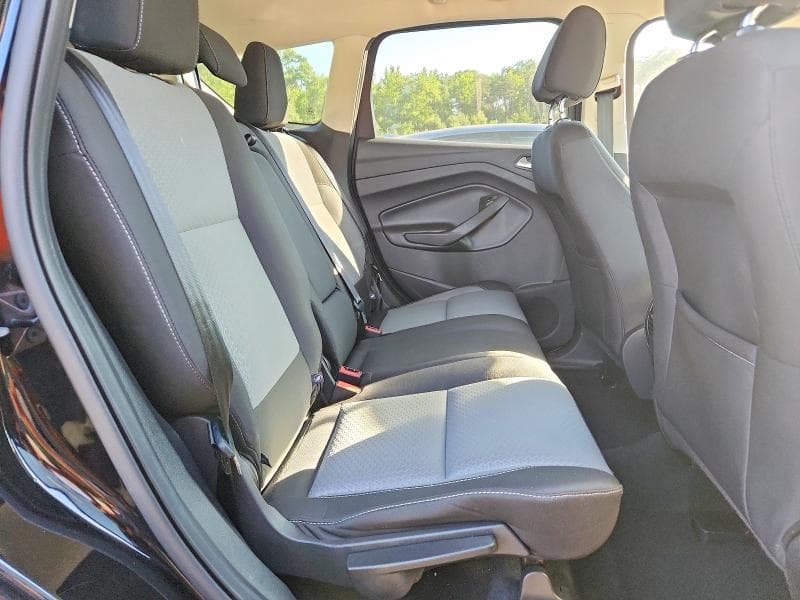 2017 FORD ESCAPE SE 11