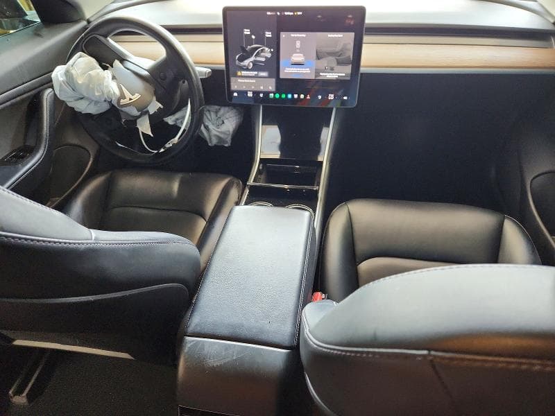 2018 TESLA MODEL 3 8