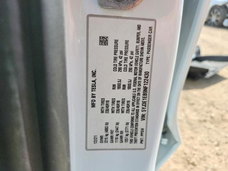 2022 TESLA MODEL 3 13
