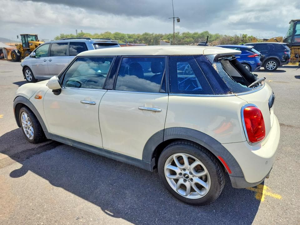 2017 MINI COOPER 2