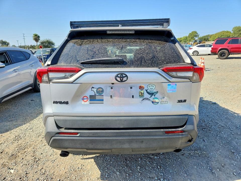2021 TOYOTA RAV4 XLE PREMIUM 6