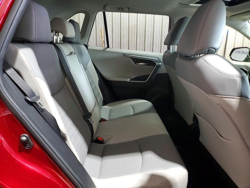 2020 TOYOTA RAV4 LIMITED 11