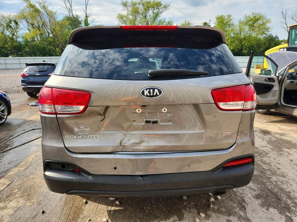 2018 KIA SORENTO LX 6