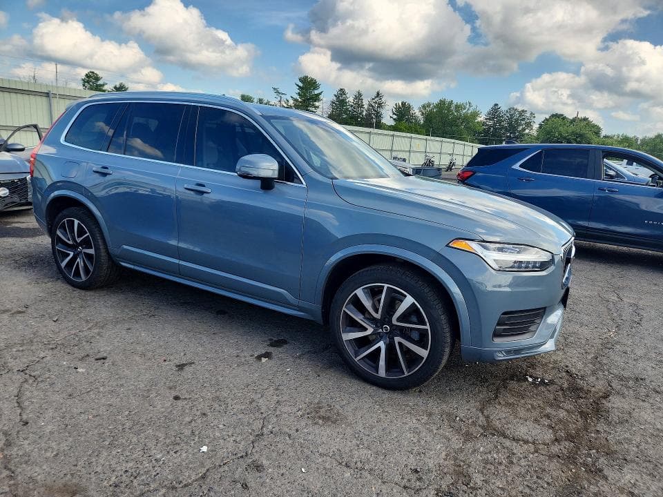 2020 VOLVO XC90 T6 MOMENTUM 4