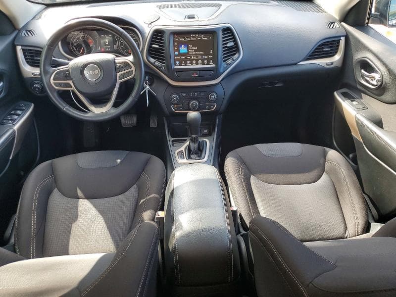 2017 JEEP CHEROKEE LATITUDE 8