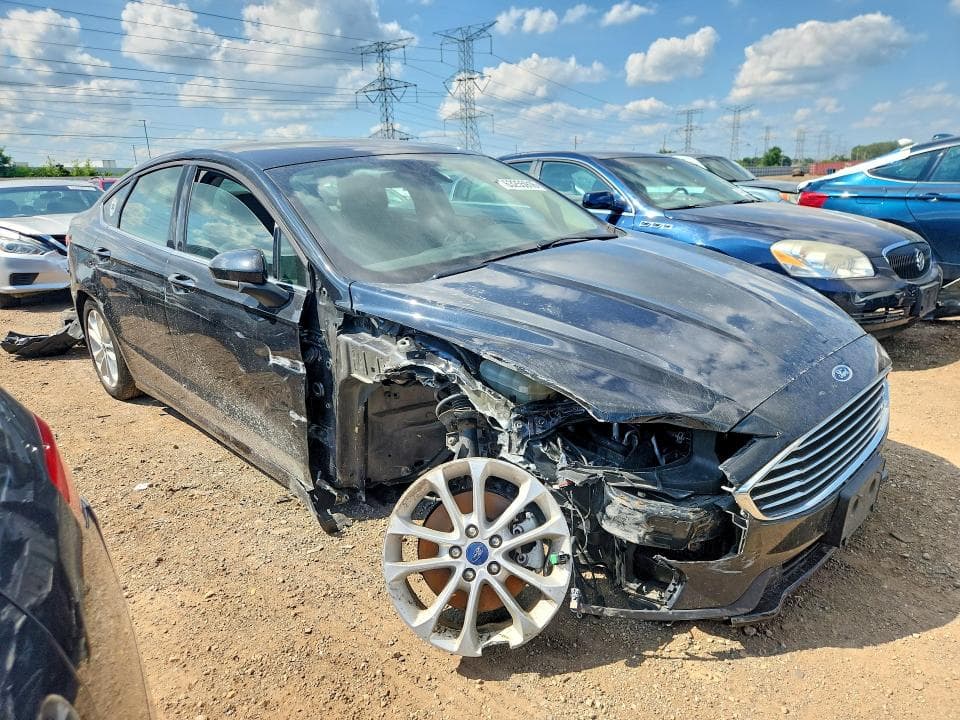 2020 FORD FUSION SE 4