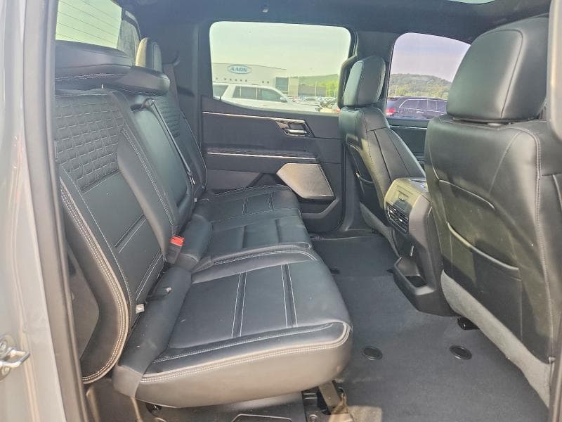2024 GMC SIERRA DENALI 10