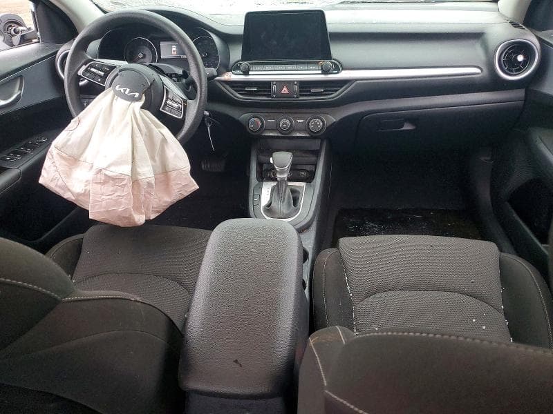 2024 KIA FORTE LXS 8