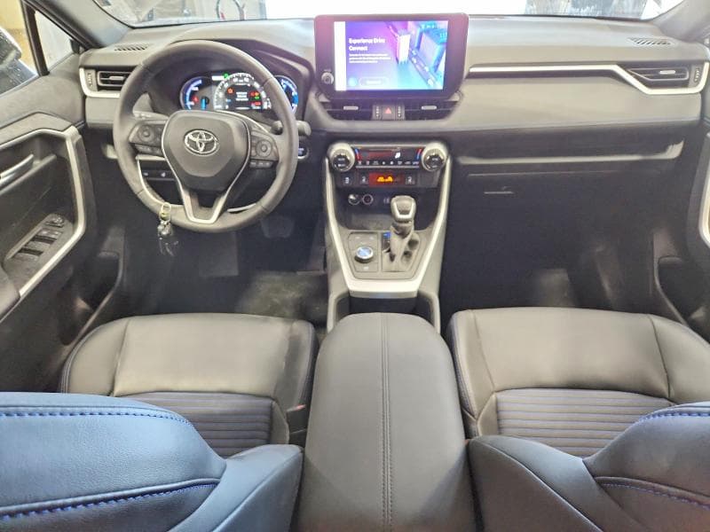 2025 TOYOTA RAV4 XSE 8