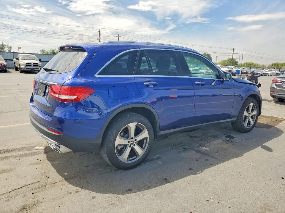 2018 MERCEDES-BENZ GLC 300 3