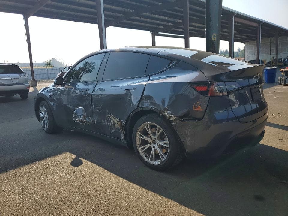 2023 TESLA MODEL Y 2