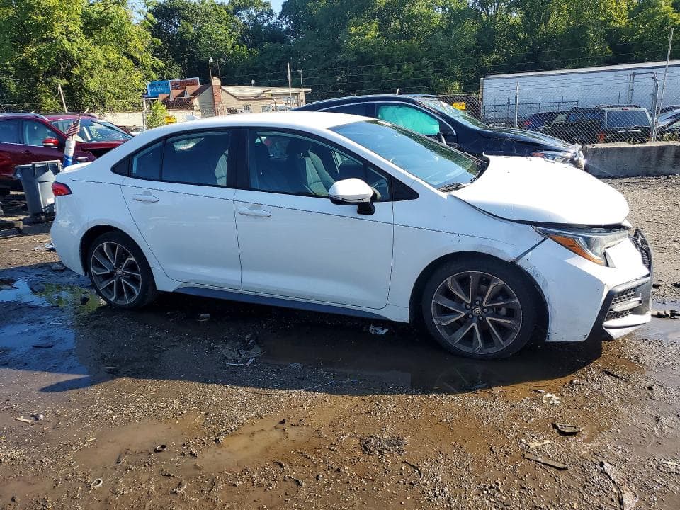2022 TOYOTA COROLLA SE 4