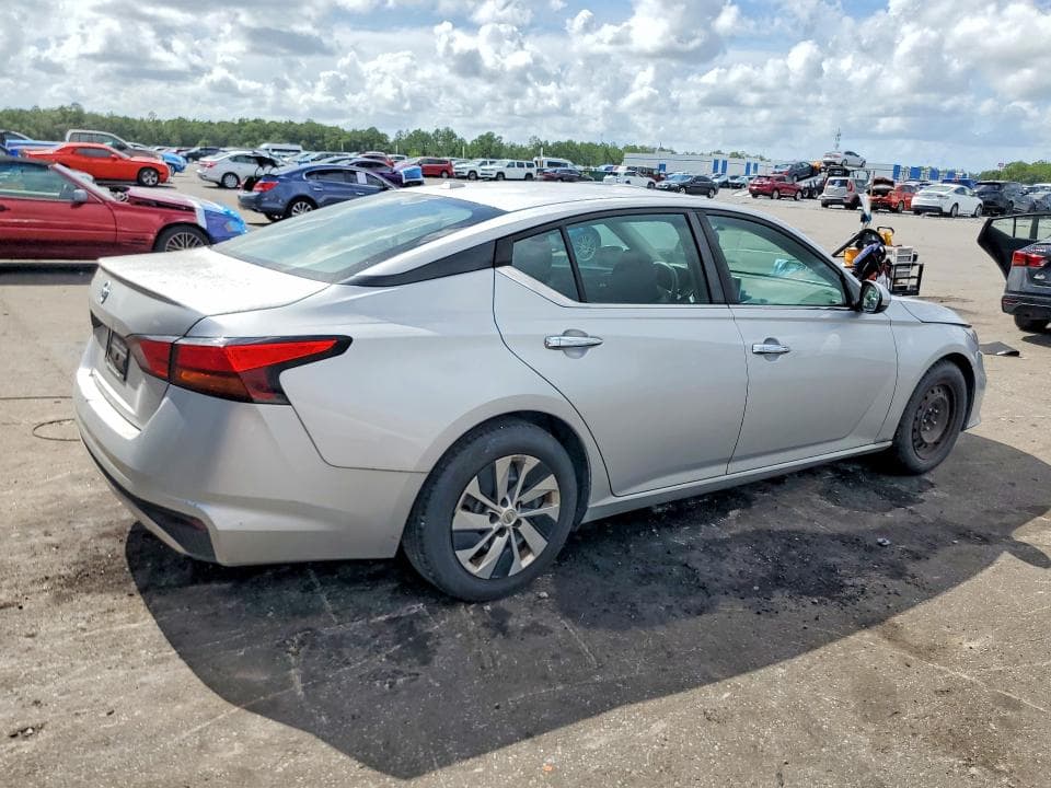 2020 NISSAN ALTIMA S 3