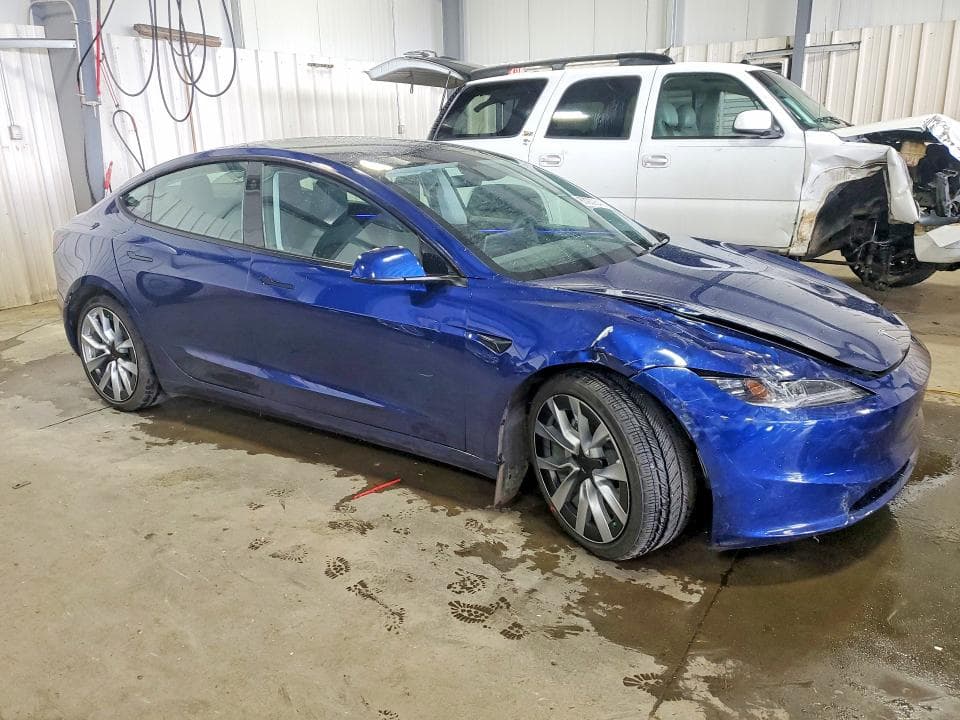 2024 TESLA MODEL 3 4