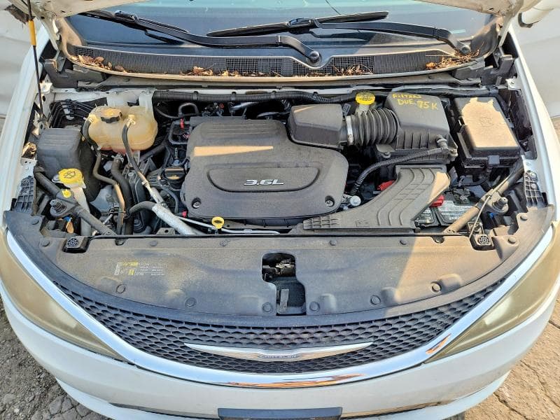 2017 CHRYSLER PACIFICA TOURING L 12