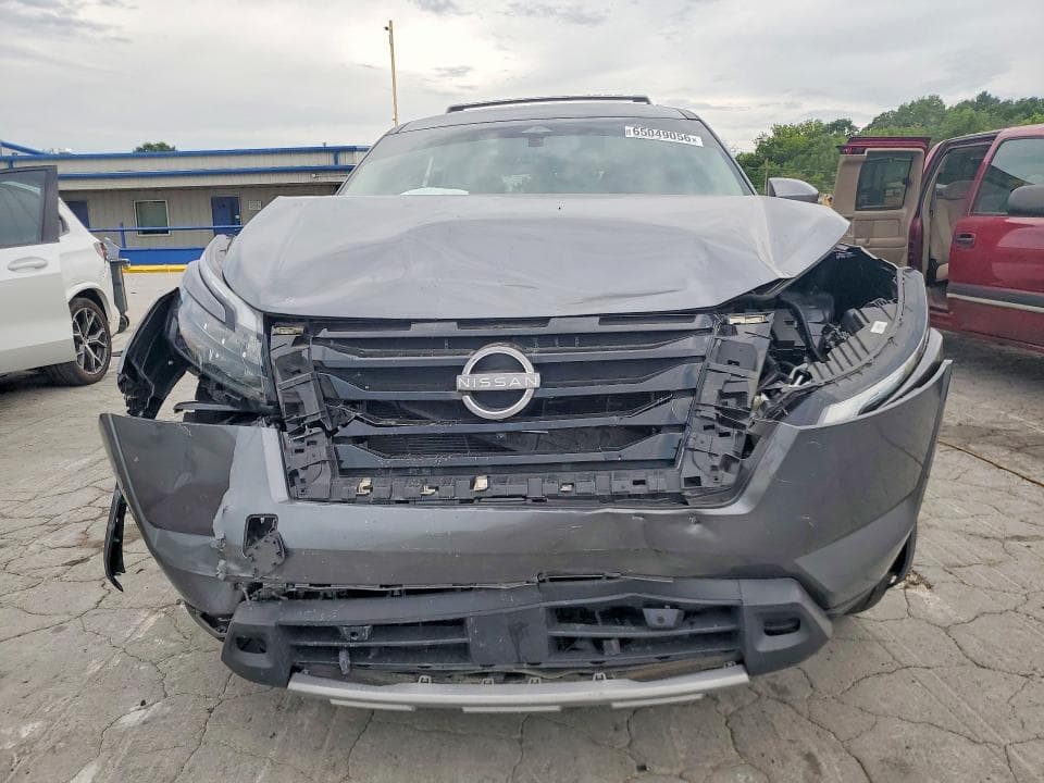 2025 NISSAN PATHFINDER SL 5
