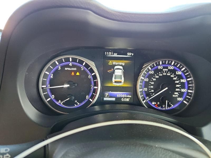 2017 INFINITI Q60 2.0T 9
