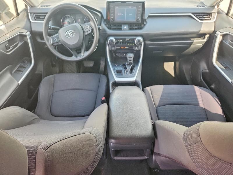 2019 TOYOTA RAV4 LE 8