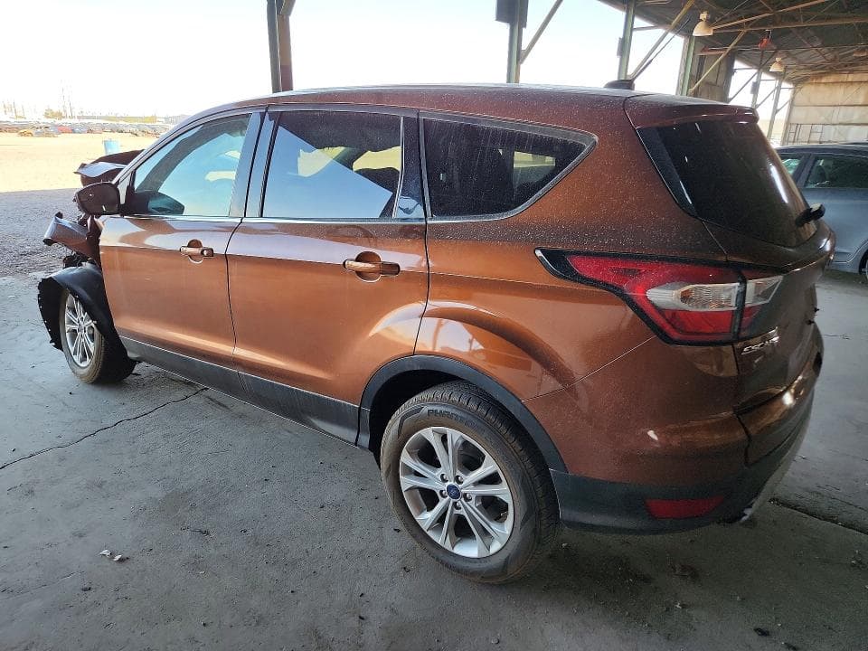 2017 FORD ESCAPE SE 2