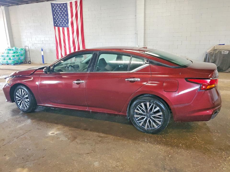 2025 NISSAN ALTIMA SV 2