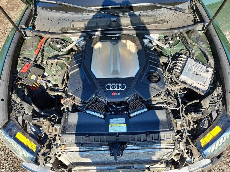 2022 AUDI RS6 11