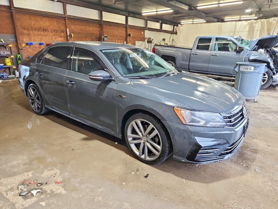 2018 VOLKSWAGEN PASSAT S 4