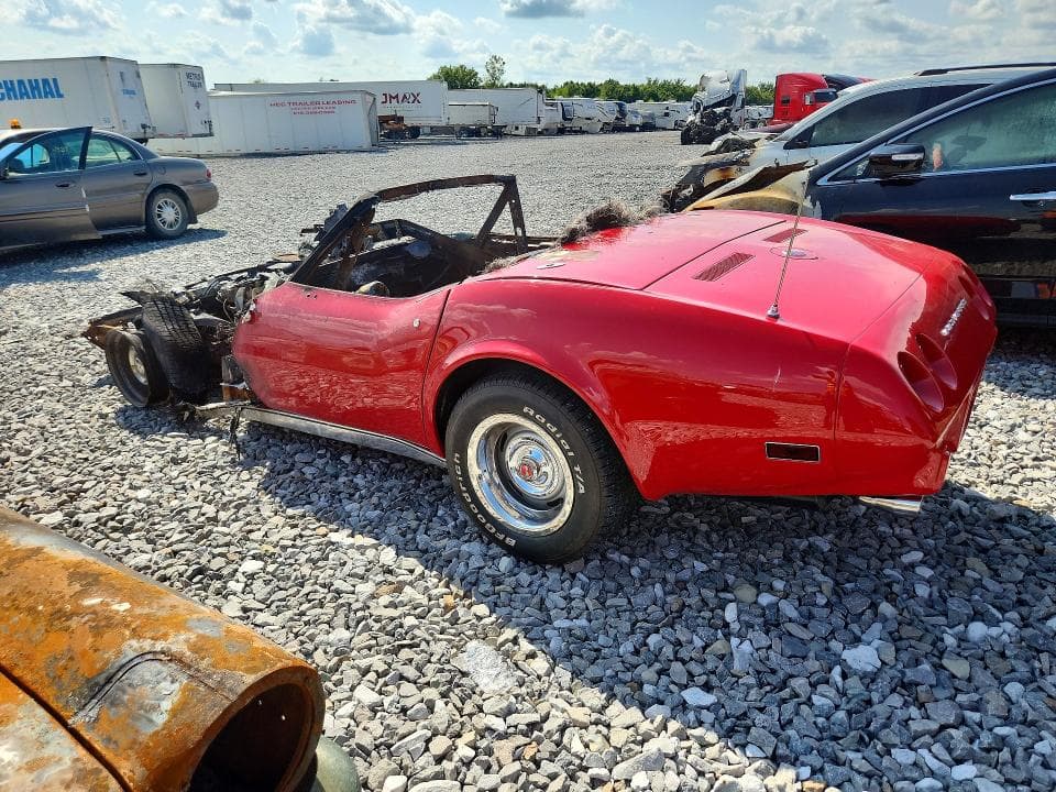 1975 CHEVROLET CORVETTE 2