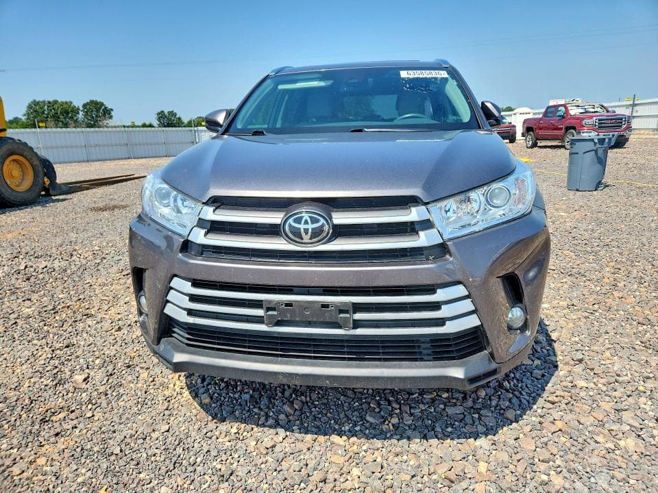 2019 TOYOTA HIGHLANDER XLE 5