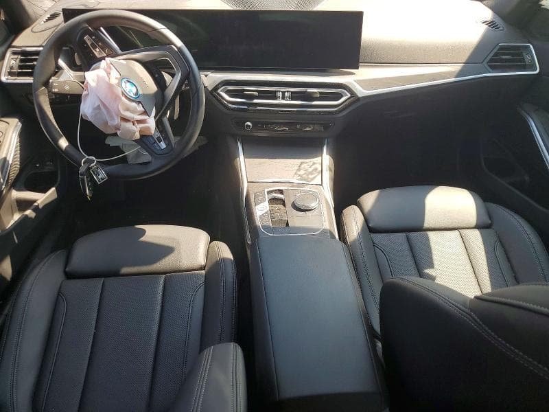 2024 BMW 330E 8