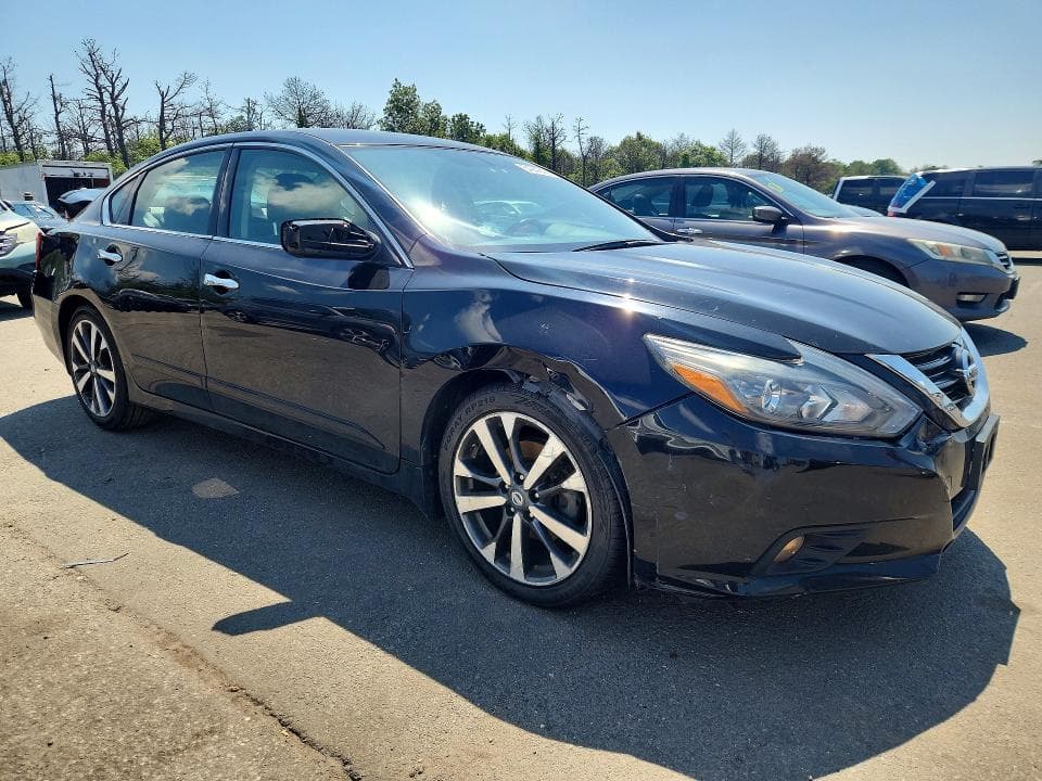 2017 NISSAN ALTIMA 2.5 SR 4