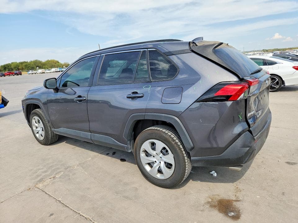 2020 TOYOTA RAV4 LE 2