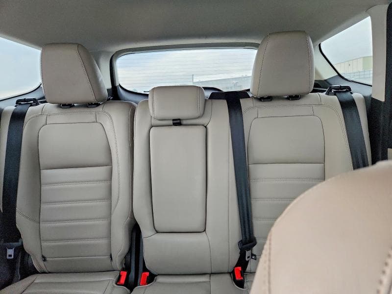 2019 FORD ESCAPE SEL 10