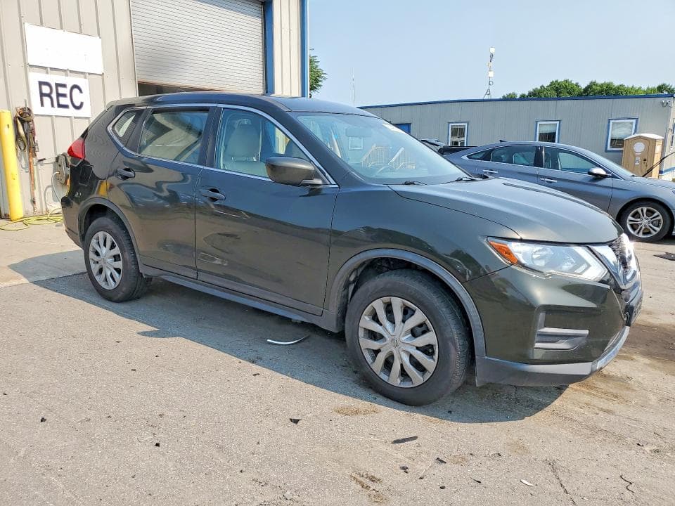 2017 NISSAN ROGUE S 4