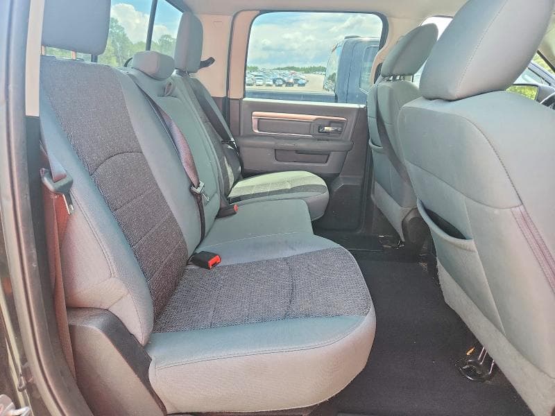 2017 RAM 1500 SLT 10