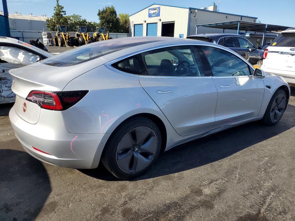 2018 TESLA MDL 3 3