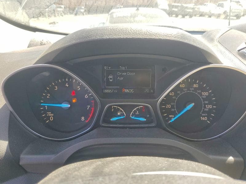 2017 FORD ESCAPE SE 9