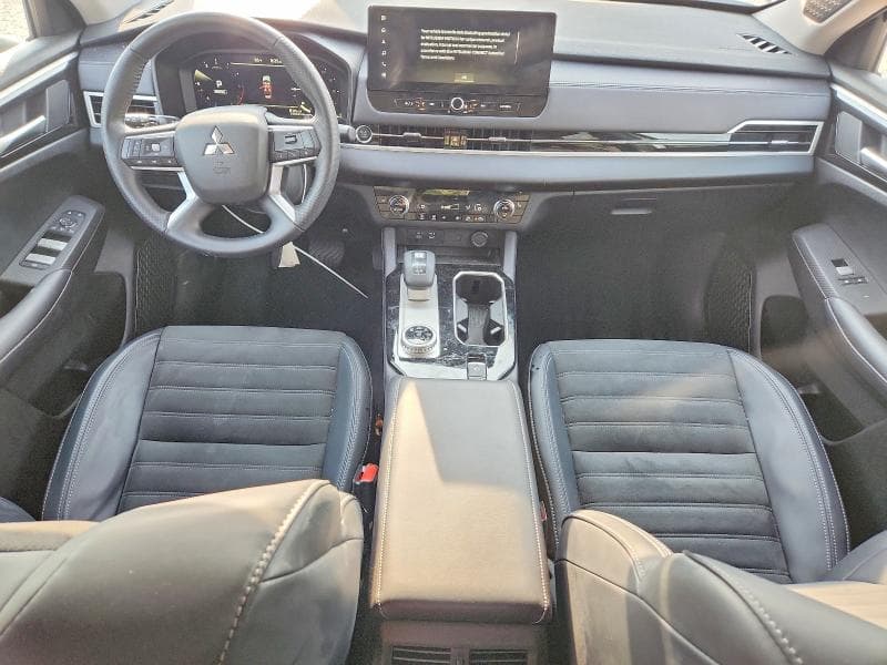 2025 MITSUBISHI OUTLANDER SE 8