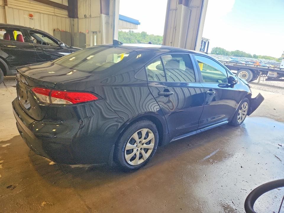 2022 TOYOTA COROLLA LE 3
