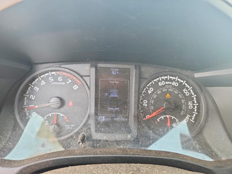 2018 TOYOTA TACOMA SR 9