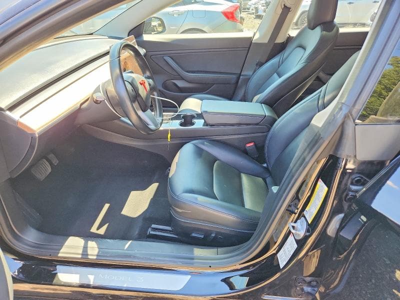 2018 TESLA MODEL 3 7