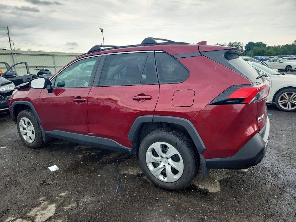 2021 TOYOTA RAV4 LE 2