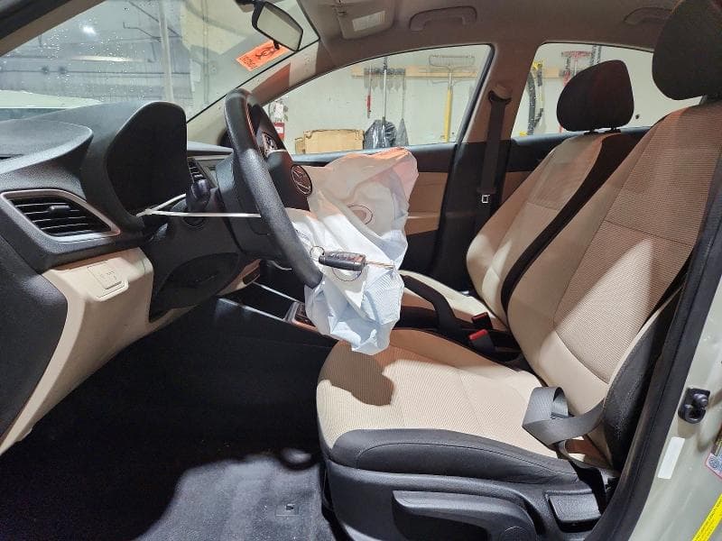2019 HYUNDAI ACCENT SE 7