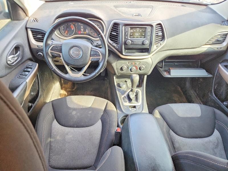 2018 JEEP CHEROKEE LATITUDE 8