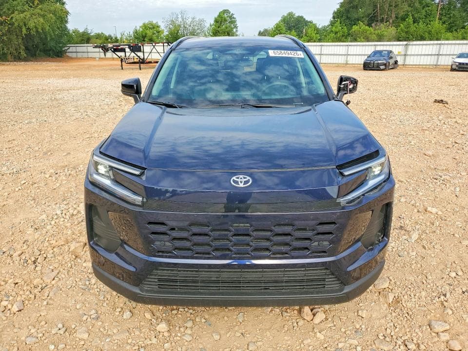 2026 TOYOTA RAV4 XLE PREMIUM 5